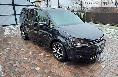 Универсал Volkswagen Touran 2013 в Черновцах