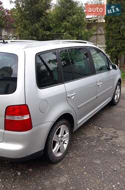 Минивэн Volkswagen Touran 2004 в Львове