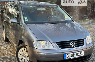 Универсал Volkswagen Touran 2003 в Самборе