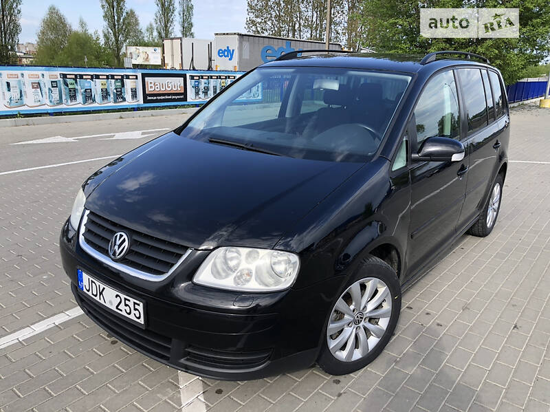 Минивэн Volkswagen Touran 2004 в Ковеле