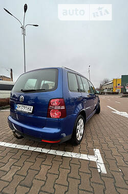 Универсал Volkswagen Touran 2009 в Житомире