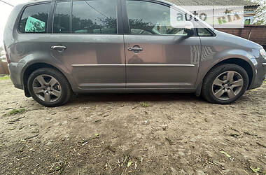 Мінівен Volkswagen Touran 2007 в Житомирі