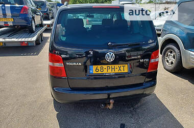 Универсал Volkswagen Touran 2004 в Ровно