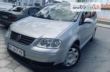 Мінівен Volkswagen Touran 2006 в Млиніві