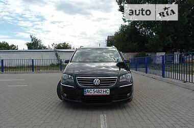 Минивэн Volkswagen Touran 2007 в Нововолынске