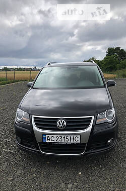 Минивэн Volkswagen Touran 2007 в Луцке