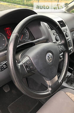 Минивэн Volkswagen Touran 2007 в Луцке