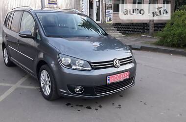 Минивэн Volkswagen Touran 2011 в Дубно