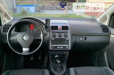 Универсал Volkswagen Touran 2006 в Хорошеве
