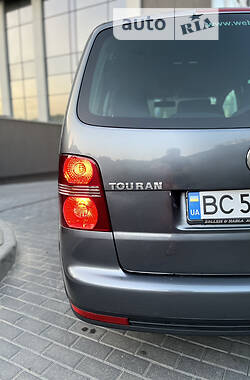 Универсал Volkswagen Touran 2007 в Львове