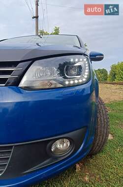 Микровэн Volkswagen Touran 2011 в 