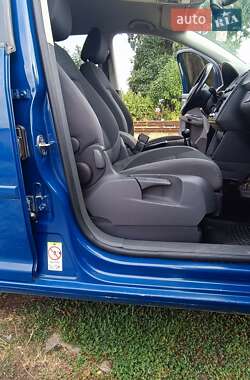 Микровэн Volkswagen Touran 2011 в 