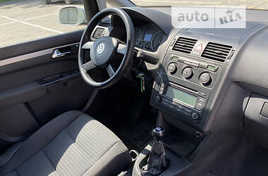 Минивэн Volkswagen Touran 2004 в Луцке