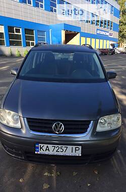 Минивэн Volkswagen Touran 2003 в Киеве