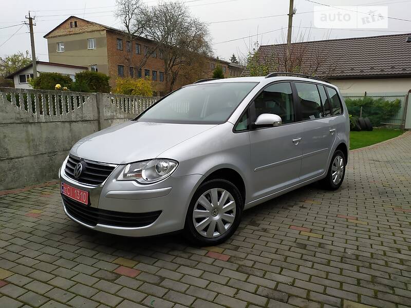Volkswagen Touran Life