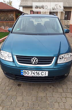 Универсал Volkswagen Touran 2005 в Черновцах