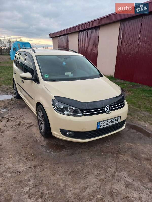 Универсал Volkswagen Touran 2013 в Луцке фото Универсал Volkswagen Touran 2013 в Луцке