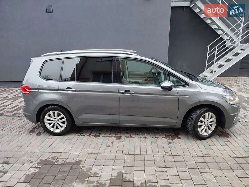 Мікровен Volkswagen Touran 2015 в Львові