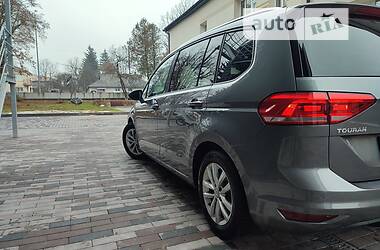 Микровэн Volkswagen Touran 2015 в Львове