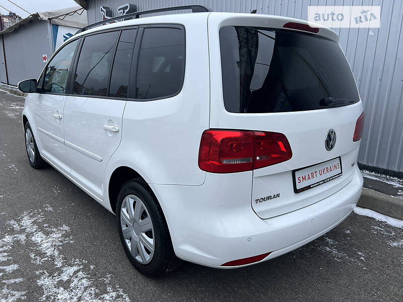 Минивэн Volkswagen Touran 2011 в Киеве