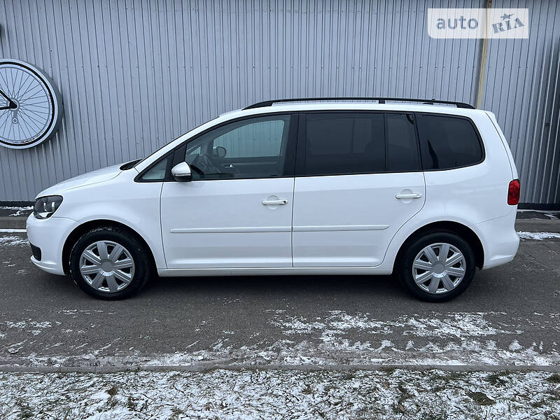 Минивэн Volkswagen Touran 2011 в Киеве