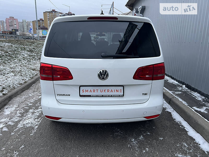 Минивэн Volkswagen Touran 2011 в Киеве