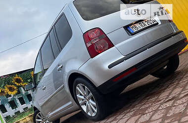 Мінівен Volkswagen Touran 2008 в Дрогобичі