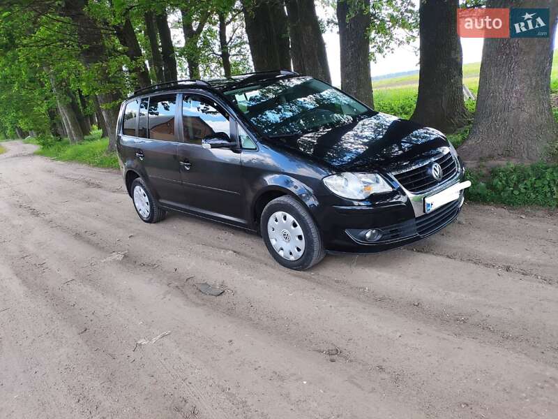 Минивэн Volkswagen Touran 2007 в Бердичеве фото 6 Минивэн Volkswagen Touran 2007 в Бердичеве