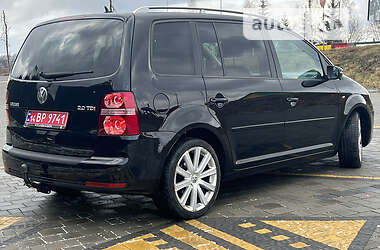 Мінівен Volkswagen Touran 2009 в Стрию