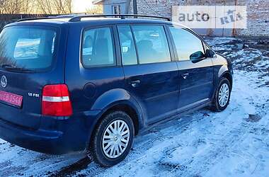 Минивэн Volkswagen Touran 2003 в 