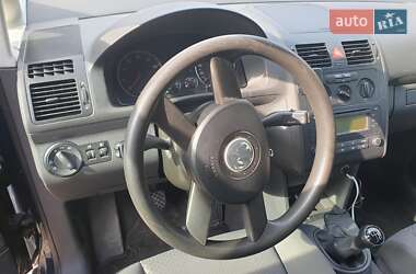 Минивэн Volkswagen Touran 2003 в 