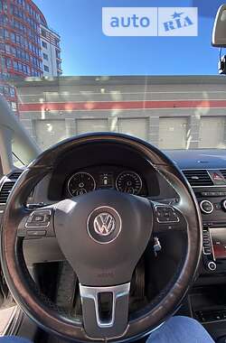 Мікровен Volkswagen Touran 2013 в Івано-Франківську