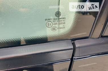 Микровэн Volkswagen Touran 2013 в Черновцах