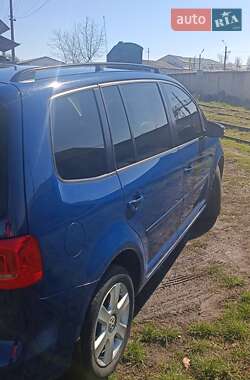 Микровэн Volkswagen Touran 2011 в 