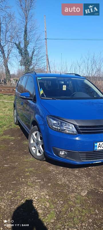 Микровэн Volkswagen Touran 2011 в 