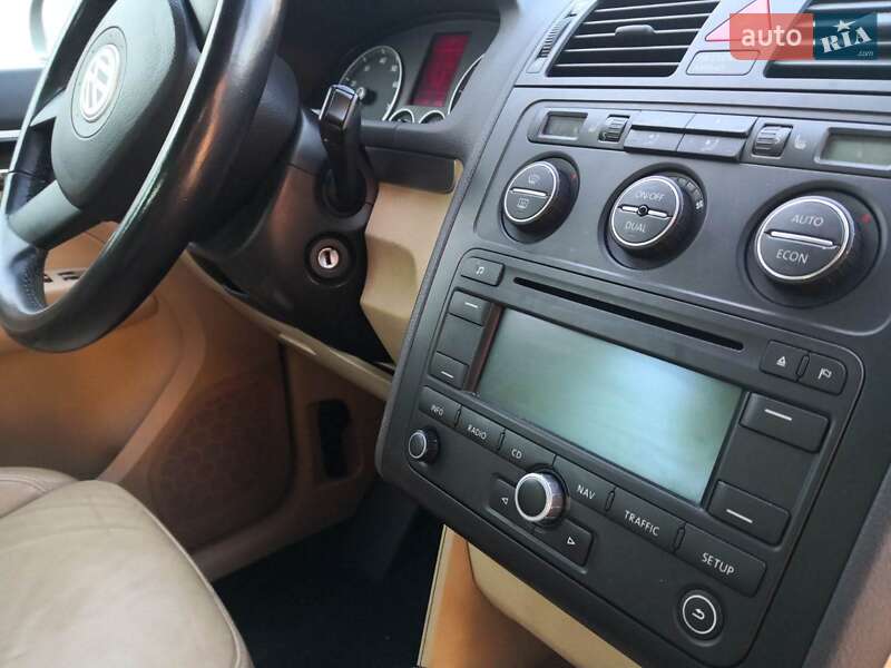 Минивэн Volkswagen Touran 2006 в Ровно фото 2 Минивэн Volkswagen Touran 2006 в Ровно