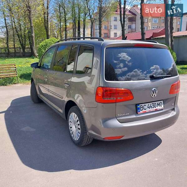 Микровэн Volkswagen Touran 2011 в Дрогобыче