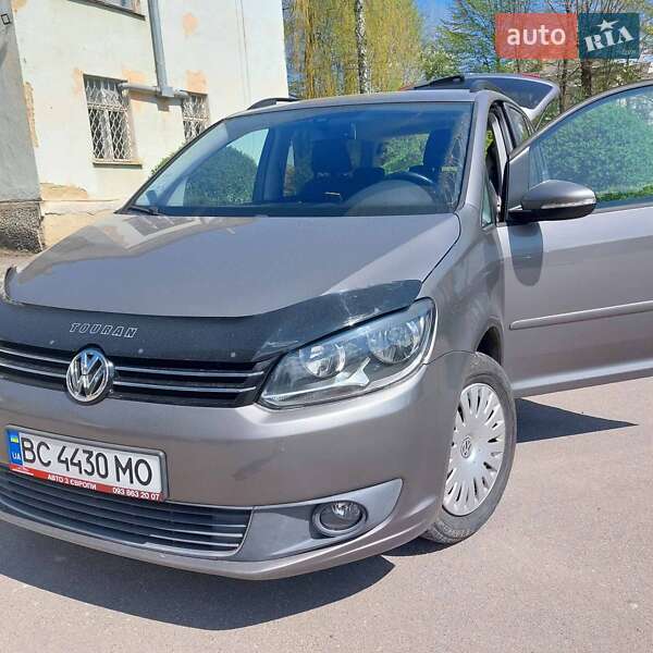 Микровэн Volkswagen Touran 2011 в Дрогобыче