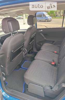Микровэн Volkswagen Touran 2016 в 