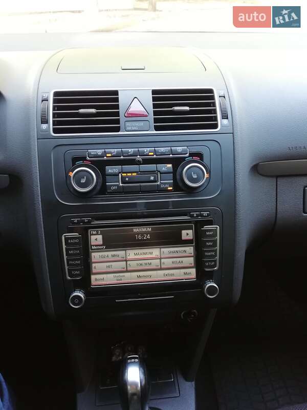 Микровэн Volkswagen Touran 2012 в Луцке