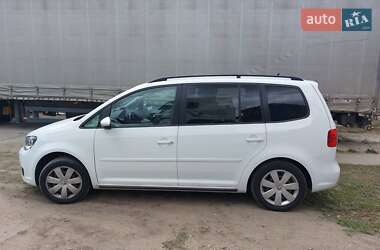 Микровэн Volkswagen Touran 2014 в 