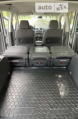 Минивэн Volkswagen Touran 2008 в 