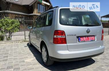 Минивэн Volkswagen Touran 2005 в 
