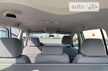 Минивэн Volkswagen Touran 2007 в 