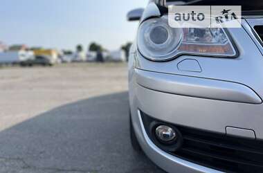 Минивэн Volkswagen Touran 2007 в 