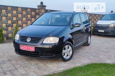 Минивэн Volkswagen Touran 2004 в Сарнах