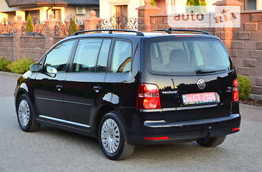 Минивэн Volkswagen Touran 2010 в Ровно