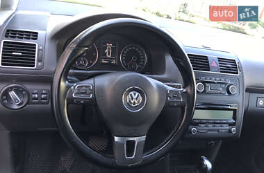 Минивэн Volkswagen Touran 2010 в Львове