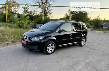 Микровэн Volkswagen Touran 2012 в Коростене