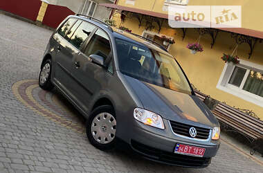 Минивэн Volkswagen Touran 2004 в Дрогобыче